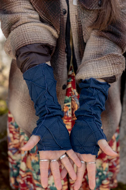 Bamboo Fleece Textured Arm Warmers - Image 17