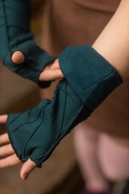 Bamboo Fleece Textured Arm Warmers - Image 21