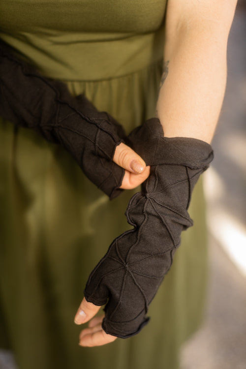Bamboo Fleece Textured Arm Warmers - Image 6