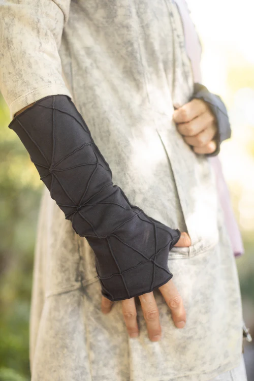 Bamboo Fleece Textured Arm Warmers - Image 7