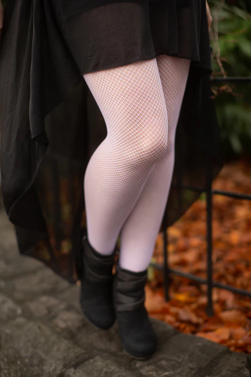 Fishnet Seamless Pantyhose - Image 14