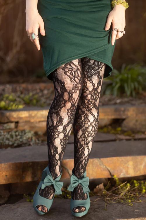Floral Chains Net Tights - Image 4