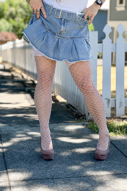 Lace Top Fencenet Stockings - Image 11