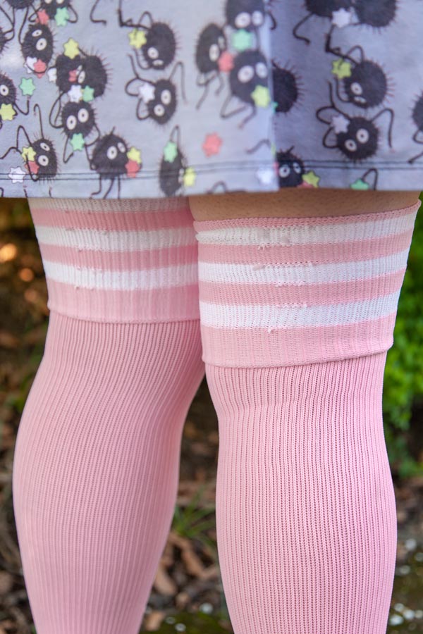 Last Chance Longer Americana Thigh High Socks - Image 5