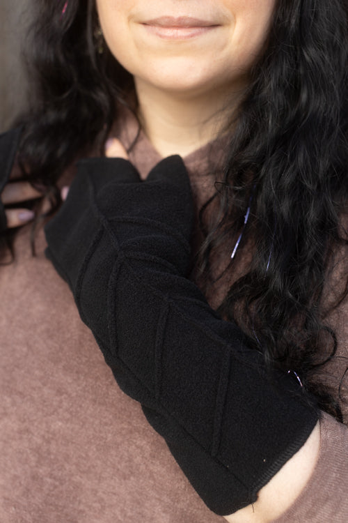 Leaf Pattern Fleece Arm Warmers