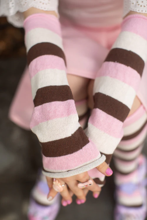 M Sleeves - Image 27