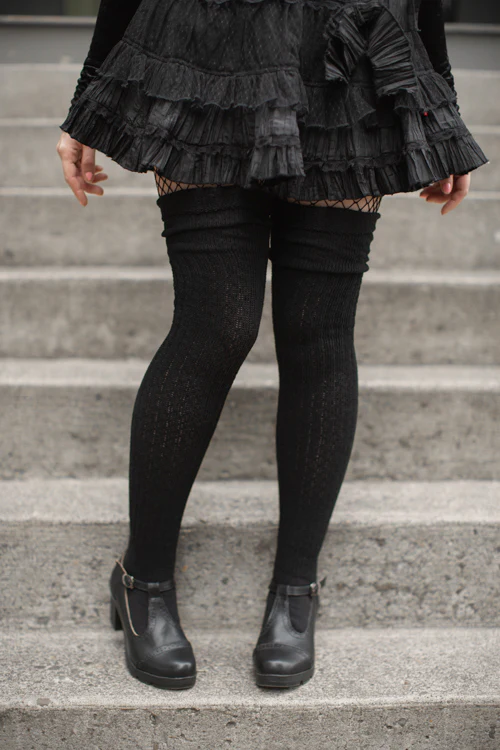 M45 Ribbed Thigh High with Roll Top - Image 3