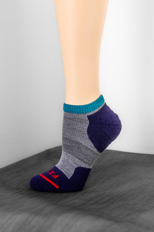 Micro Light Runner Footie Sock