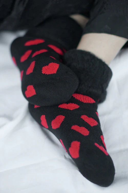 New Zealand Bed Socks with Hearts - Image 6