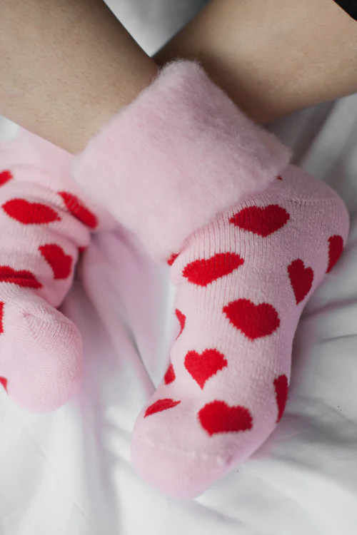 New Zealand Bed Socks with Hearts - Image 8