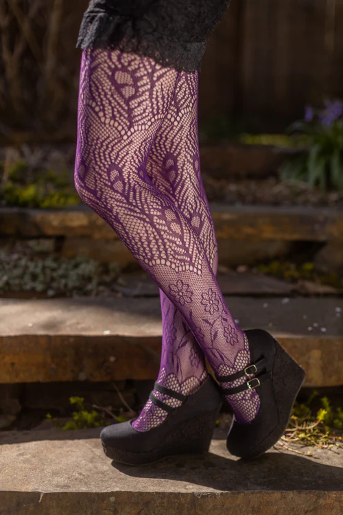 Peacock Feathers Net Tights - Image 5