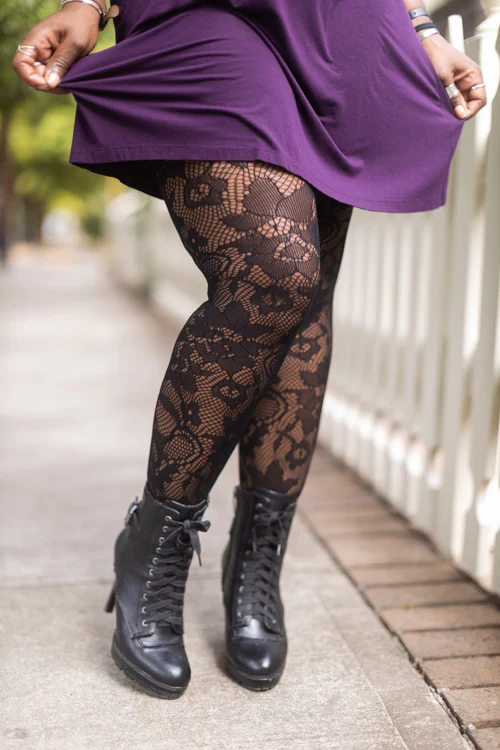 Plus Size Floral Lace Fishnet Tights - Image 7