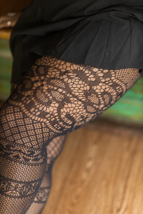 Plus Size Instarsia Lace Net Tights - Image 6