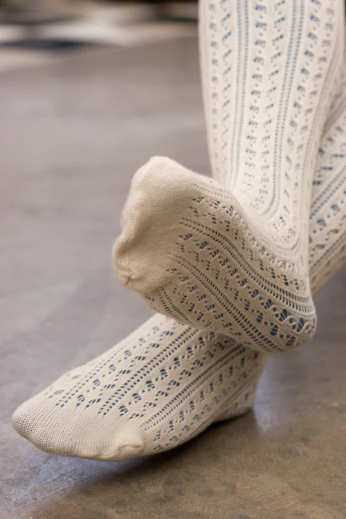 Pointelle Scrunch Top Knee Socks - Image 13