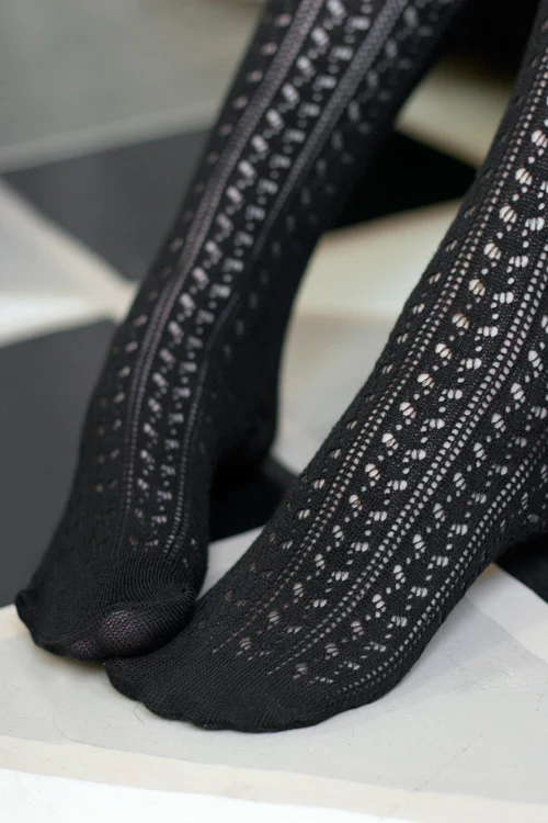 Pointelle Scrunch Top Knee Socks - Image 8