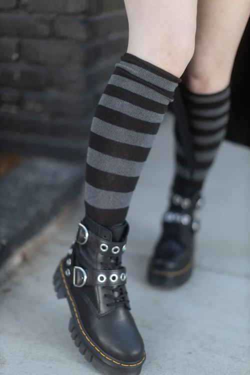 Roll Top Striped Knee High Socks - Image 4