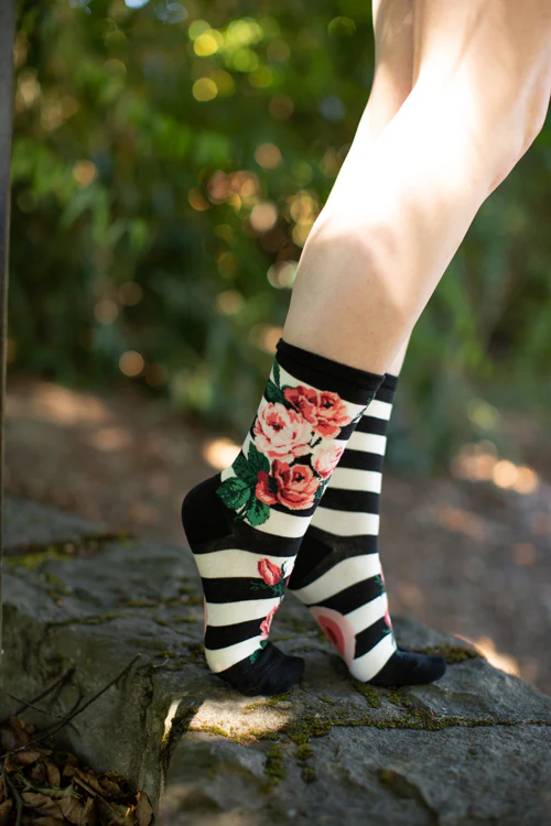 Romantic Rose Crew - Image 4