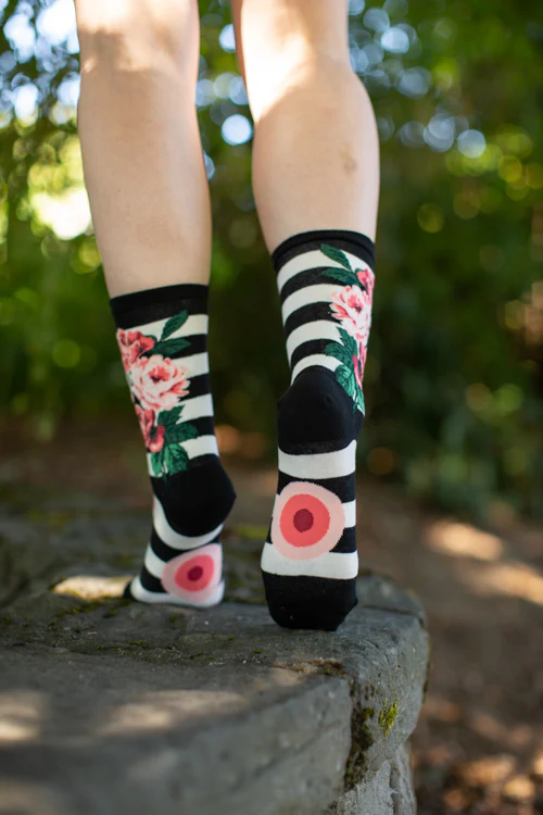 Romantic Rose Crew - Image 5