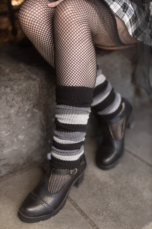 Shadow Stripes Warmers - Image 5