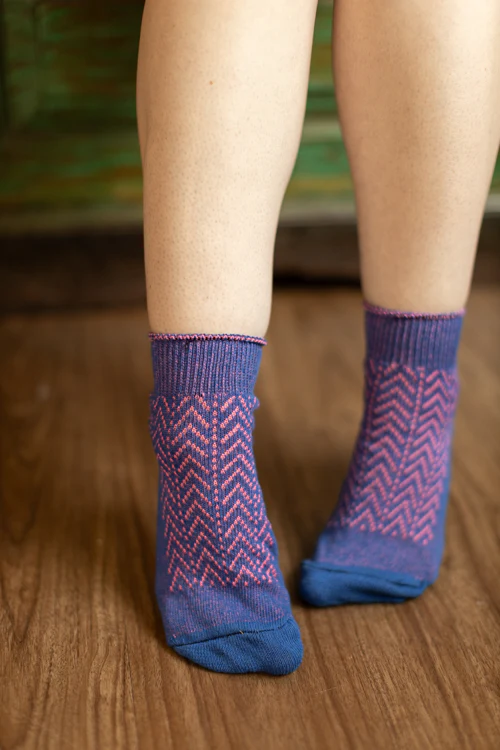 Shorty Chevron Anklet - Image 15