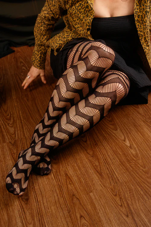 Slinking Through the Web Net Tights - Image 5