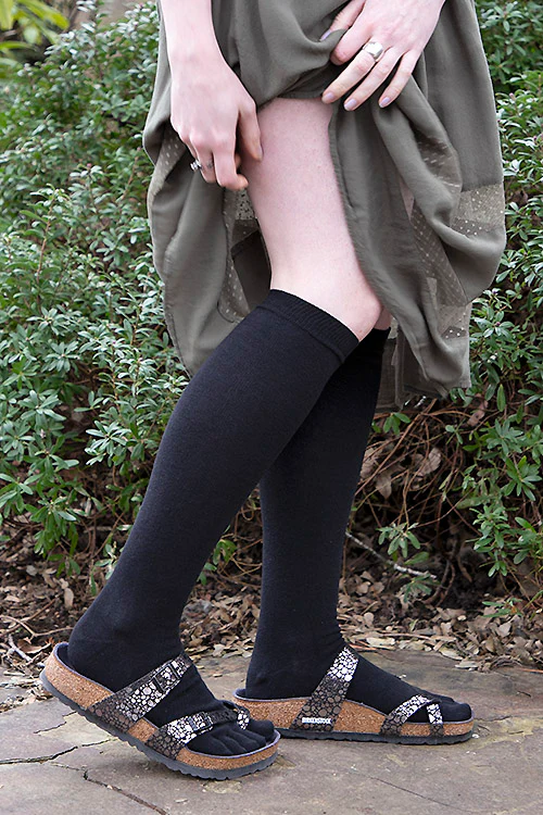 Solid Knee High Toe Socks - Image 2