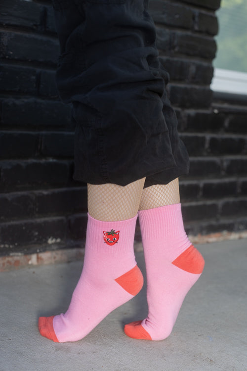 Strawberry Cat Quarter Crew - Image 5