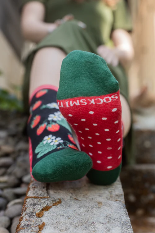 Strawberry Threads Mini Crew - Image 4