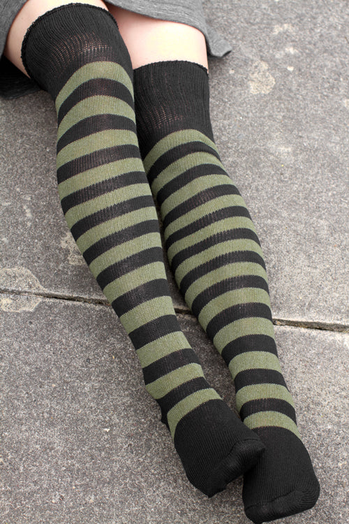 Super Stripes Knee Socks - Image 9