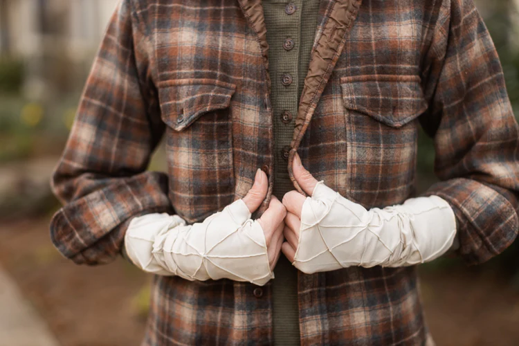 Textured Arm Warmers - Image 16