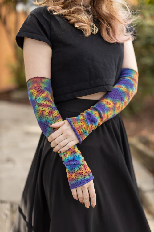 Tie Dye Chevron Sleeves - Image 6