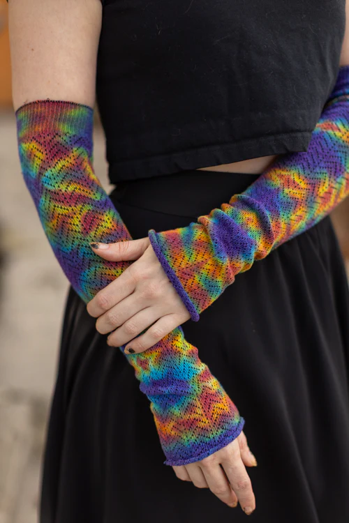 Tie Dye Chevron Sleeves - Image 8