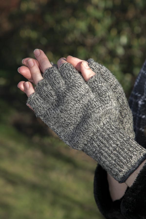 Wool Fingerless Gloves - Image 11