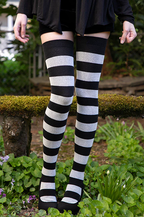XL-FOOT Longer Striped Extraordinary Thigh High - Image 7