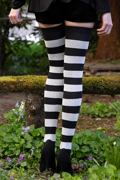 XL-FOOT Longer Striped Extraordinary Thigh High - Image 9